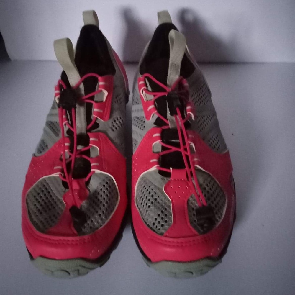 bicycle shoes brand pearl izumi size 9 pink with gray
